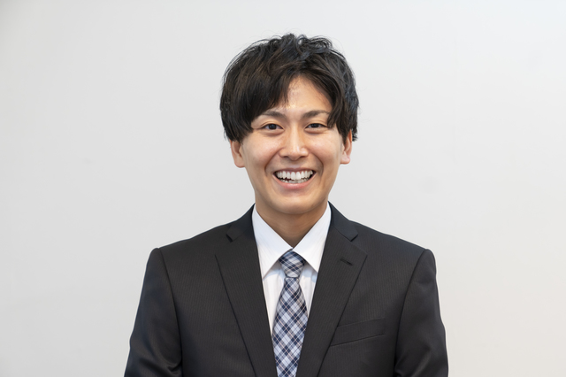 男性スタッフイメージ
