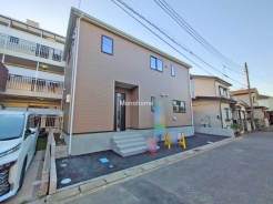 草加市八幡町