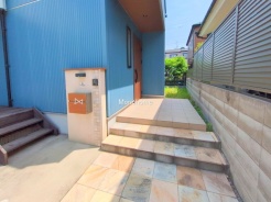 市川市曽谷８丁目