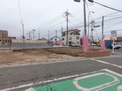 八潮市伊草１丁目