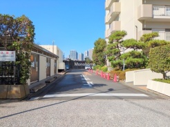 外観エントランス