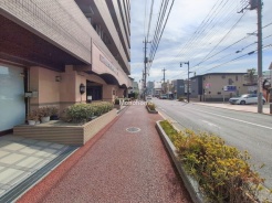 足立区伊興本町１丁目